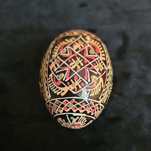 Handcrafted Decorative EASTER Egg with Intricate Patterns